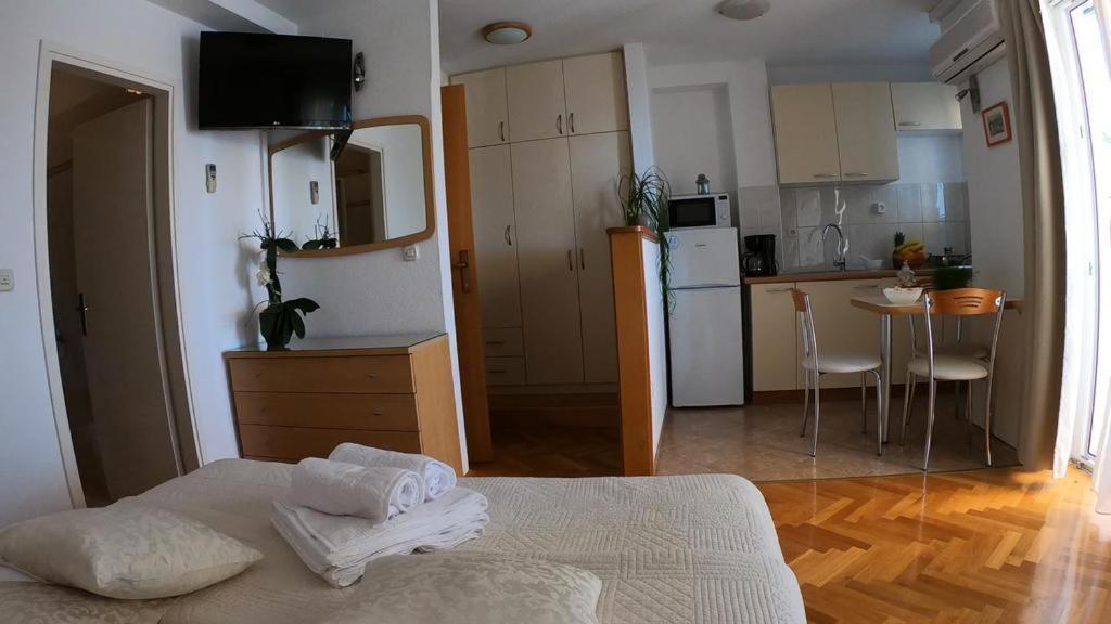 Vanja II Apartman Tučepi Kültér fotó