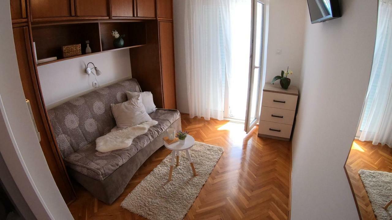 Vanja II Tučepi Kültér fotó